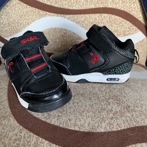 Shaq black boys sneakers